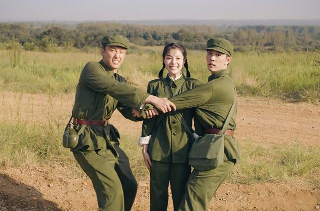 张子枫|奔着肖战去看的《王牌部队》，一口气追完十集后，我陷入了沉思