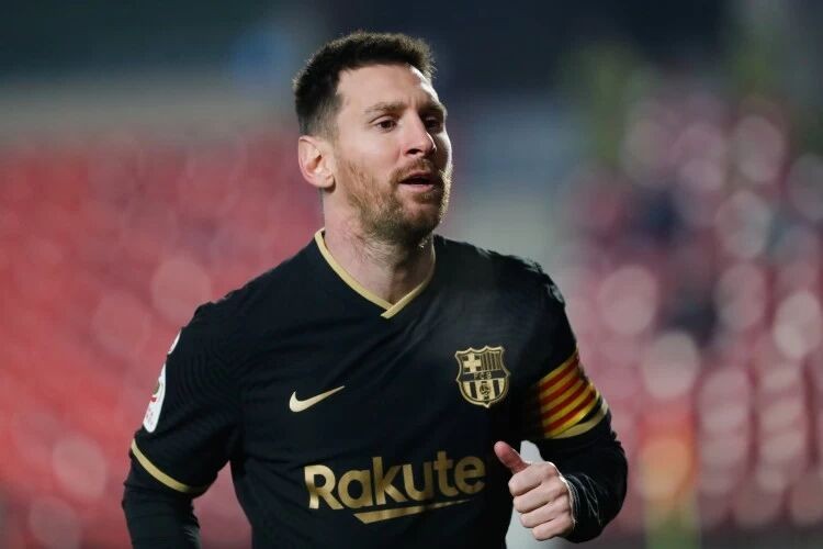 巴塞罗那|皇家社会VS巴萨，巴萨降服巨人杀手，梅罗上演隔空对飚