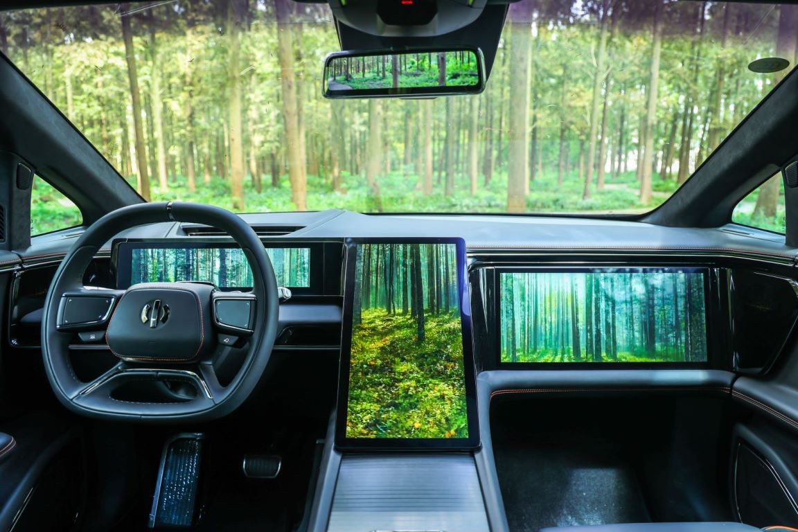 中新解析|从销量看汽车品牌发展趋势，高合汽车用科技打开全新豪华出行时代