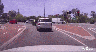 福建省 “男子偷豪车把妹，清晨加满油停回原位”这波操作绝了！