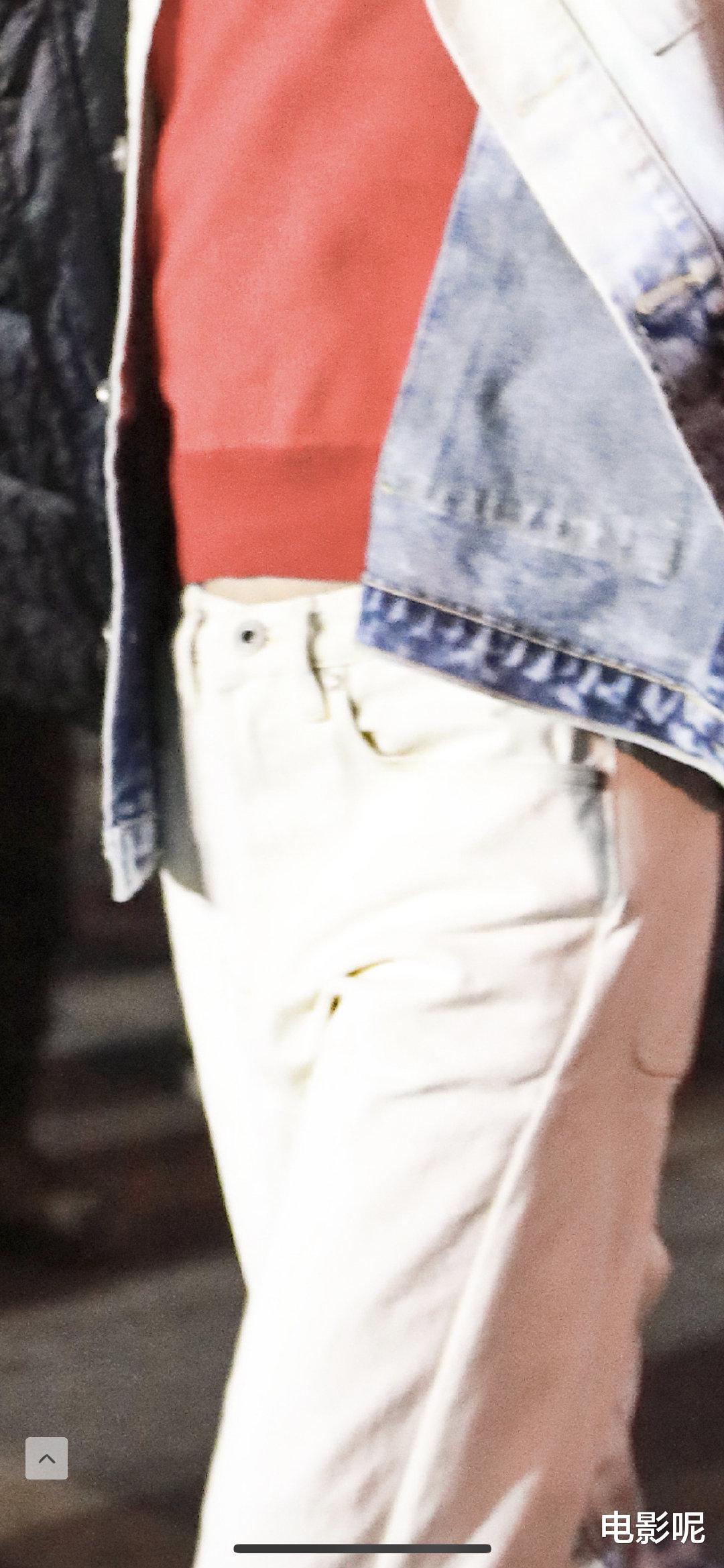 王俊凯|王俊凯胖了！小凯现身牛年央视春晚彩排，“小肚腩”十分抢镜！