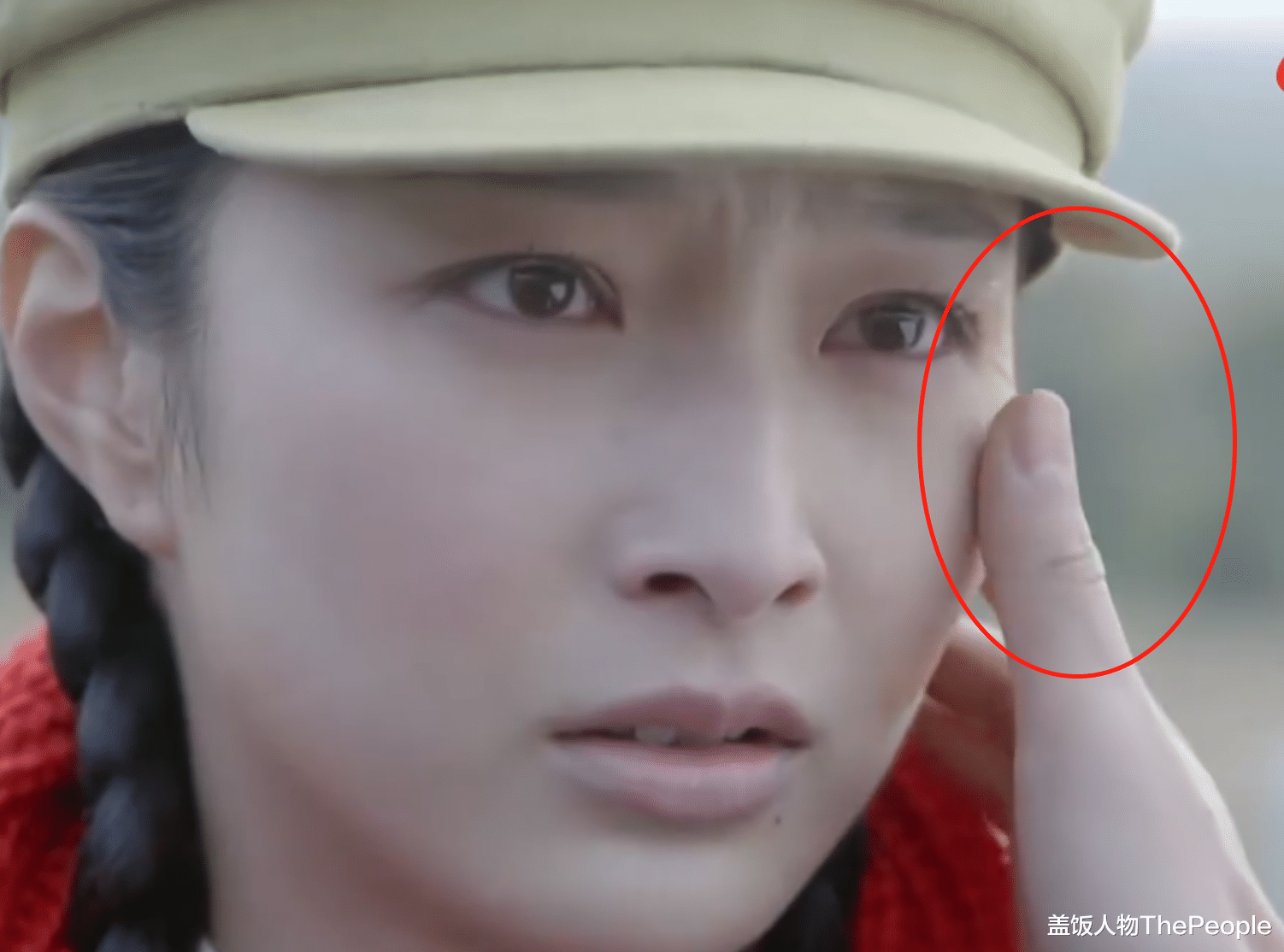 毁容|国产剧毁容还能更离谱？有人热油浇脸不起泡，有人脸被烫熟反变帅