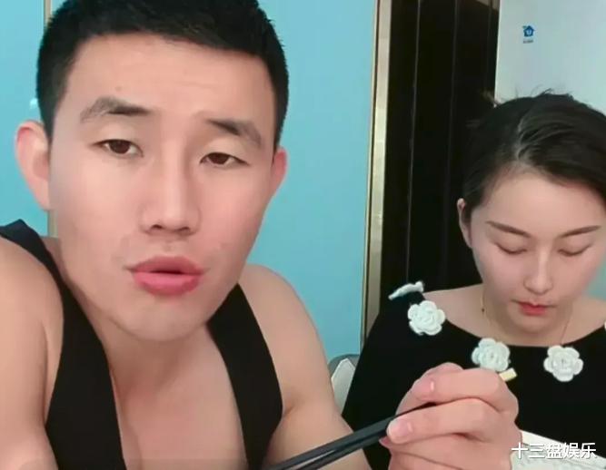 张一山|嘎子老婆刚买了宾利，又要换成800万的劳斯莱斯，炫富成流量密码