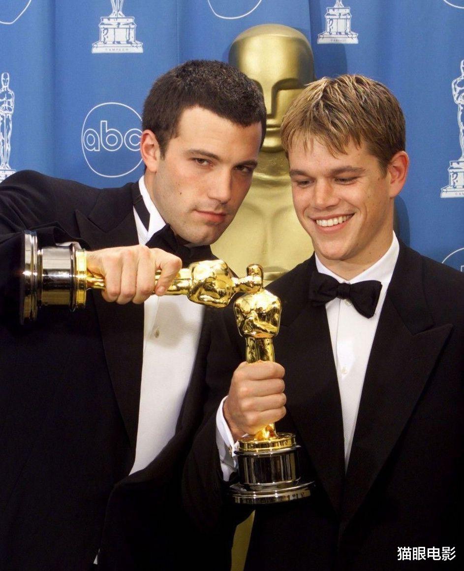 马特·达蒙|马特达蒙和大本詹妮弗出游，神仙友情引人羡慕，曾一起拿下奥斯卡