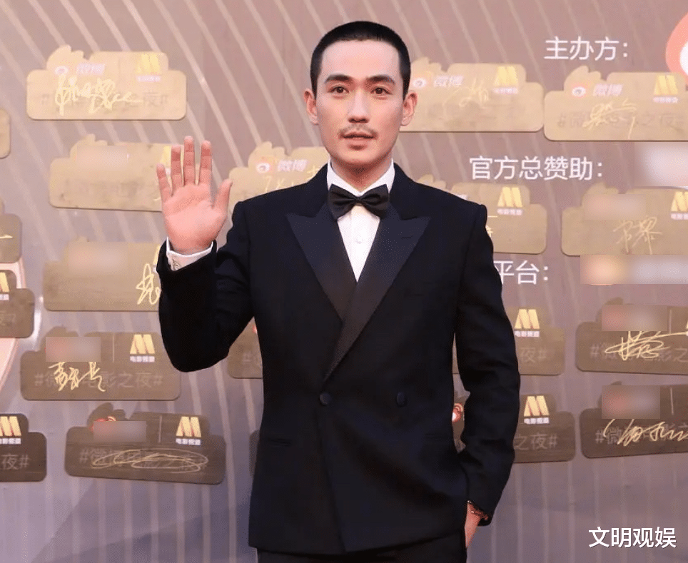 生图|男明星红毯生图太拉垮,尹正现减肥弊端,只有张哲瀚颜值还算能打