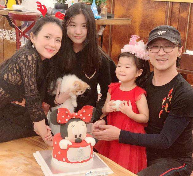 薇娅|朱皮曝章子怡汪峰离婚？两人正在分割财产，此前曾退出共同公司