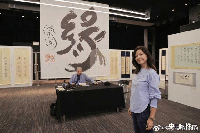 郑秀文|郑秀文晒与老友聚会照片，网友直呼神仙友谊