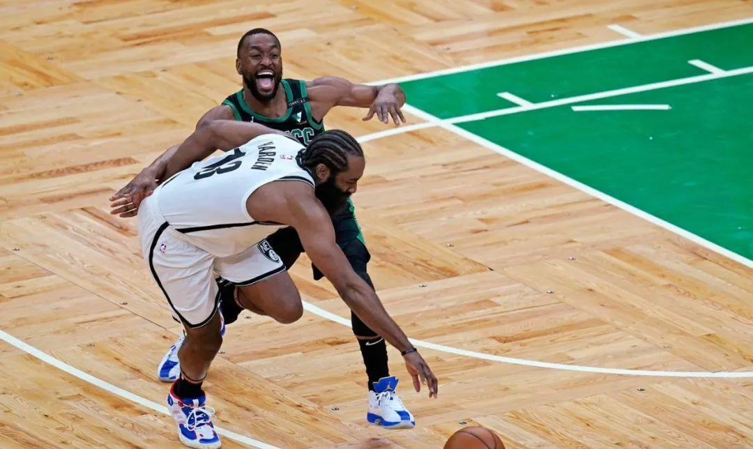 沃克|断崖式下滑!2年7300万!这合同要烂了!