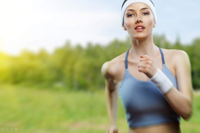 更年期|骨科专家:这些动作比跑步更伤膝,你却天天在做…