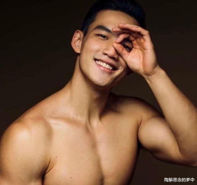 杜蕾斯|杜蕾斯新晋男模，帅气长相加上健硕肌肉，难怪成为杜蕾斯新宠儿