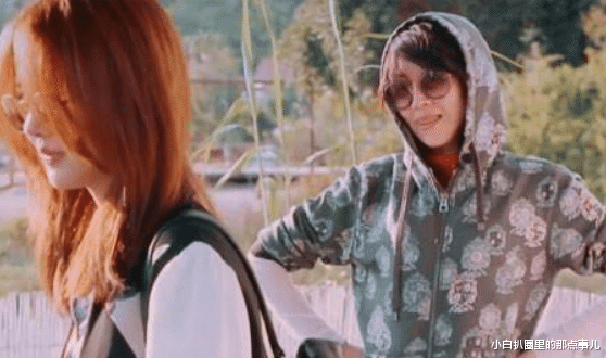 郑爽|郑爽吓傻法官，众多明星直言她不正常，回头看王思聪的话，佩服