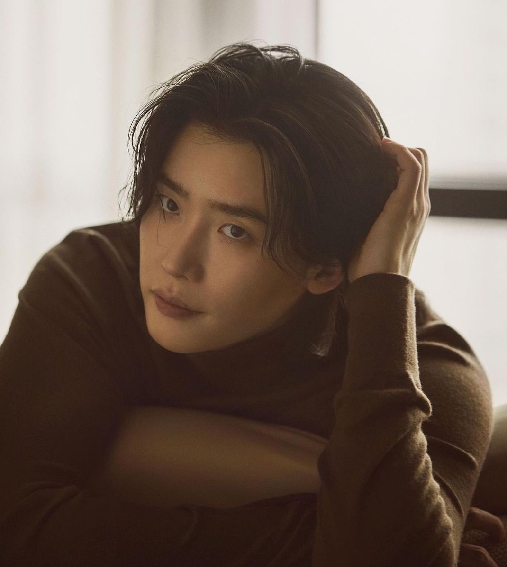 李钟硕|李钟硕新剧终于来了，剧中人物设定成亮点，这太让人心疼了