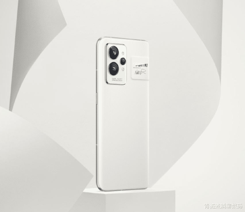 真我gt2|惊喜与意外谁先到来？真我GT2 Pro盲售开启