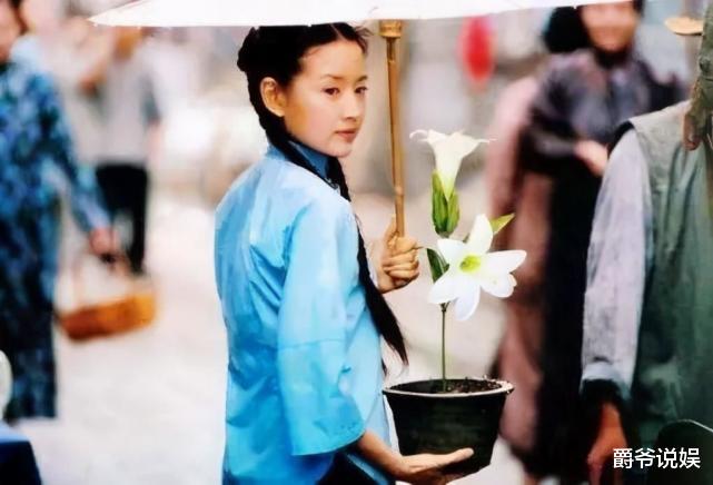 董洁|董洁,这辈子做过最错的一件事,就是嫁给潘粤明