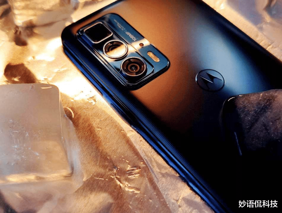 摩托羅拉|12+256GB低至2299元！驍龍870+1.08億三攝，可以出手了！