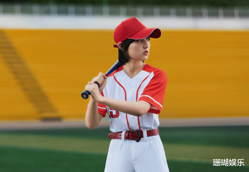 張子楓畢業視頻同學錄，熱血青春的棒球服，這才是少女的狀態-圖9