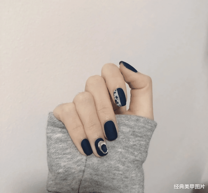 张新成|让人一眼就爱上的甜酷风美甲，快来看看吧！