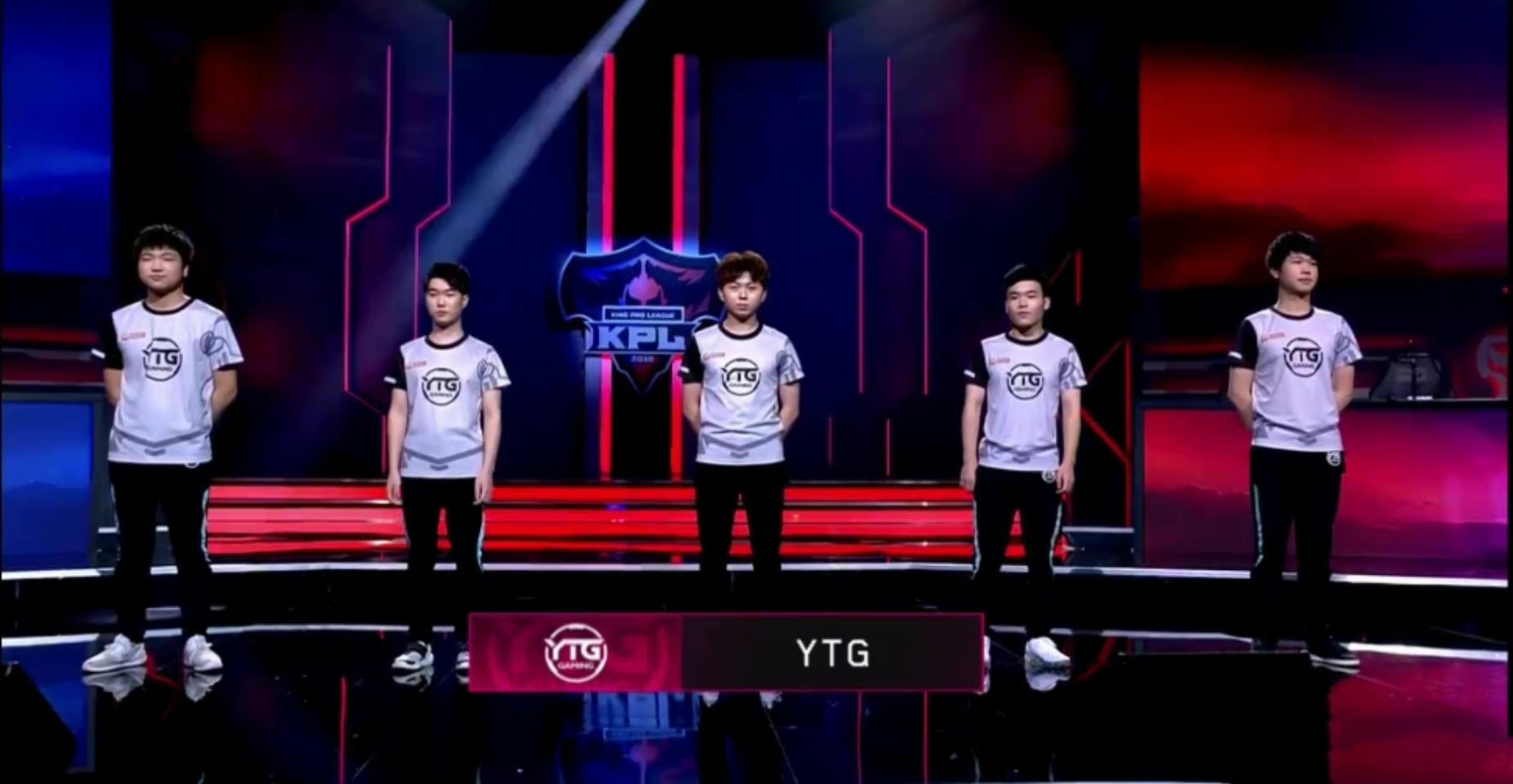 季后赛|KSG八连败无缘季后赛，淘汰buff加持即将变身平头哥，wb和edgm要小心了