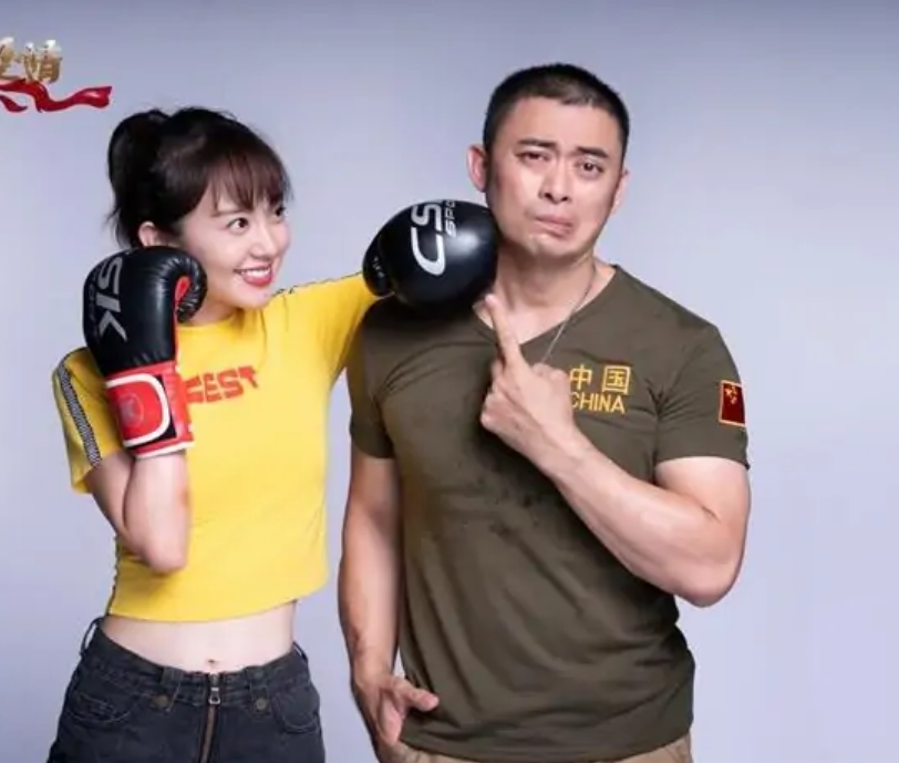 樊少皇|贾晓晨为女儿庆生，四岁兜兜皮肤雪白颜值出众，长相像爸爸樊少皇