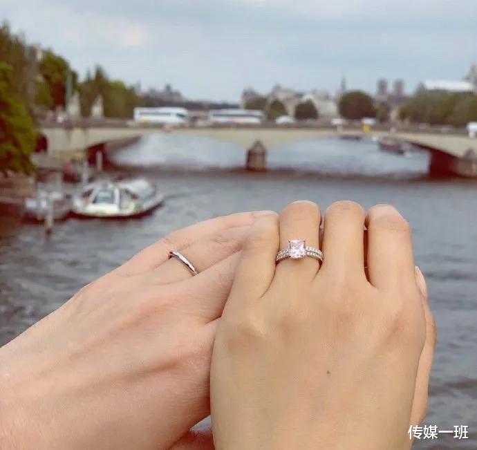 陈法拉|38岁陈法拉低调产女，告别豪门，她的逆袭人生剧本，太飒了