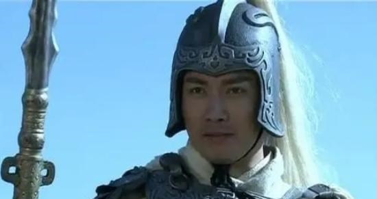 炄锌说 刘备去东吴娶亲,为啥带着赵云而不带关羽和张飞?诸葛亮心知肚明