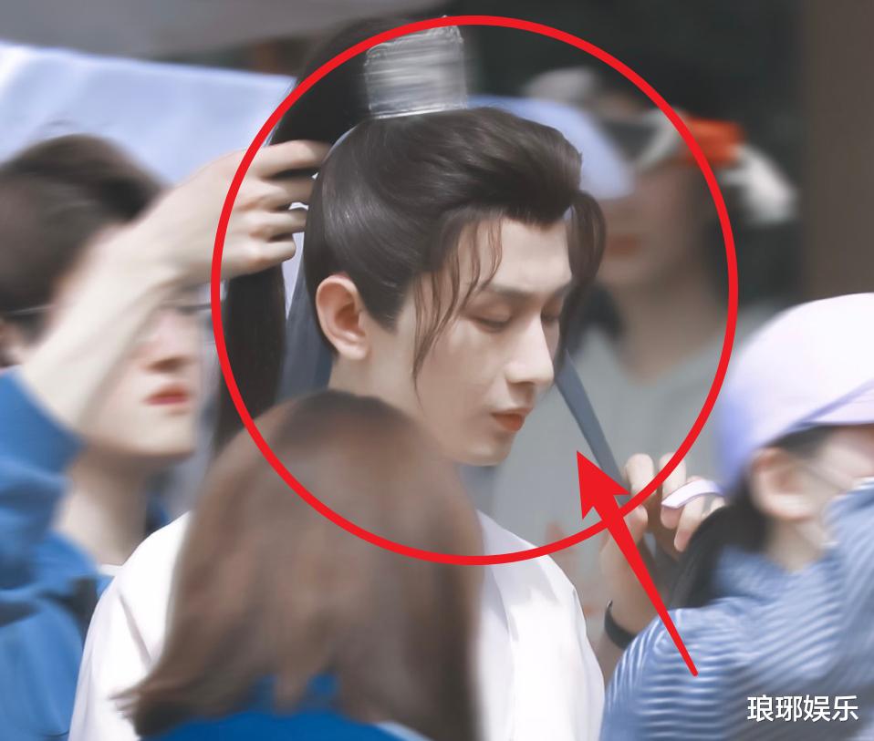 杨紫|同一款青衣造型，79斤的赵露思遇上杨紫，差距原来都在体重上