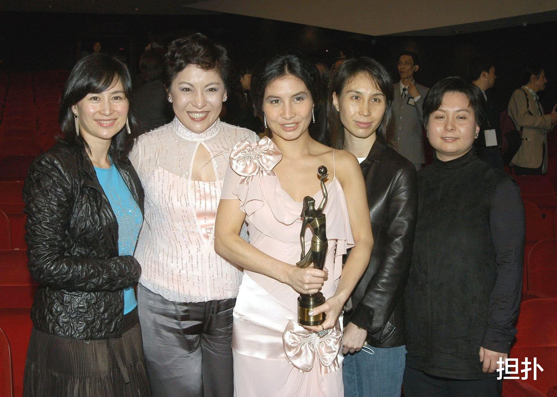 杨幂|何猷君被讽刺是私生子,其实他被伤得最深的一次,还是何超仪那次