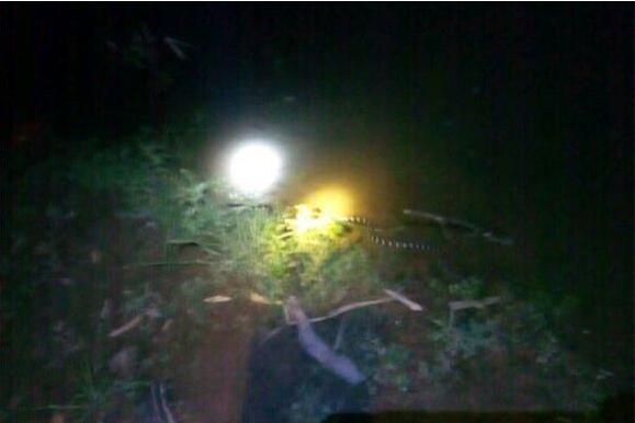 |夜钓出行，需要注意多个方面的事，否则可能丢了小命，水库钓鱼