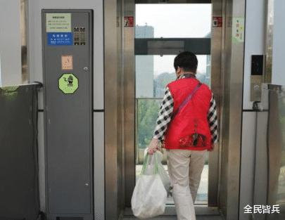 棚户区改造|老小区装电梯受阻？“新方案”被提出，1楼用户也不反对了