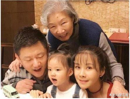 马东|老戏骨吕中：22岁嫁小学同学，3个孩子事业有成，儿媳是国际影后