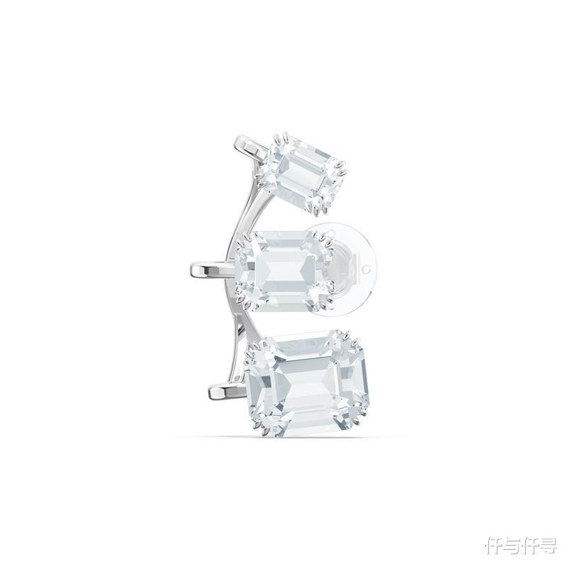 仟与仟寻 今年耳环怎么买？没有穿耳洞也能轻松驾驭耳骨夹，明星网红都在戴