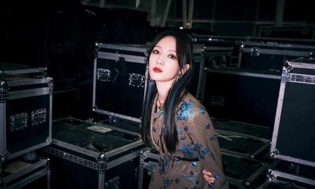 孟佳|实力派唱跳歌手——孟佳