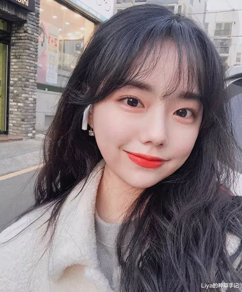 陈乔恩 “ 羊毛卷 ”过时了？“ 仙女烫 ”才是高级又减龄！