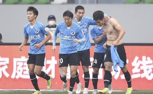 大连|迟来的4-1！大连人队近4轮首胜！位列中超倒2！将参加保级附加赛