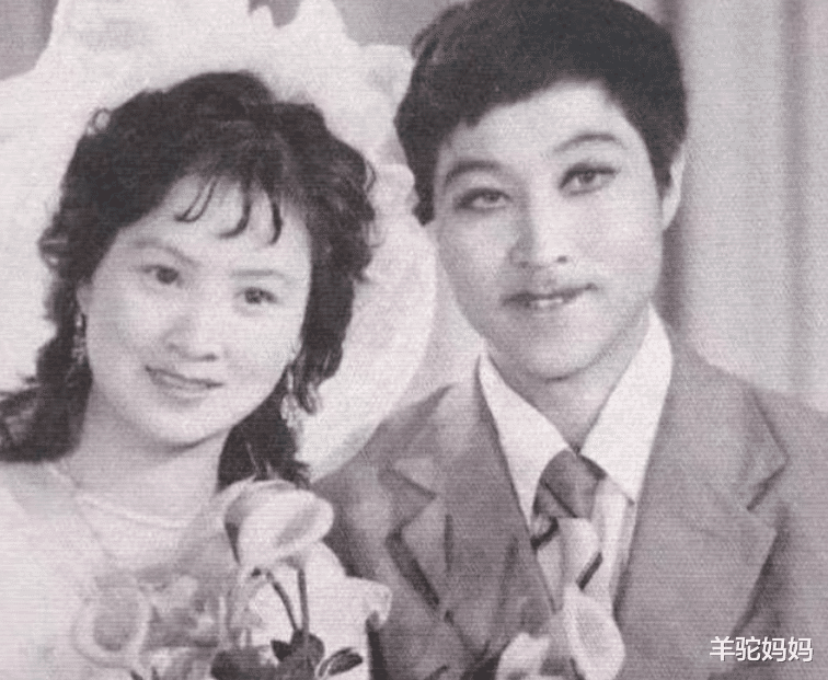 羊驼妈妈|“妈，你要是被绑架了就眨眨眼”，父母颜值相差太大，孩子看呆