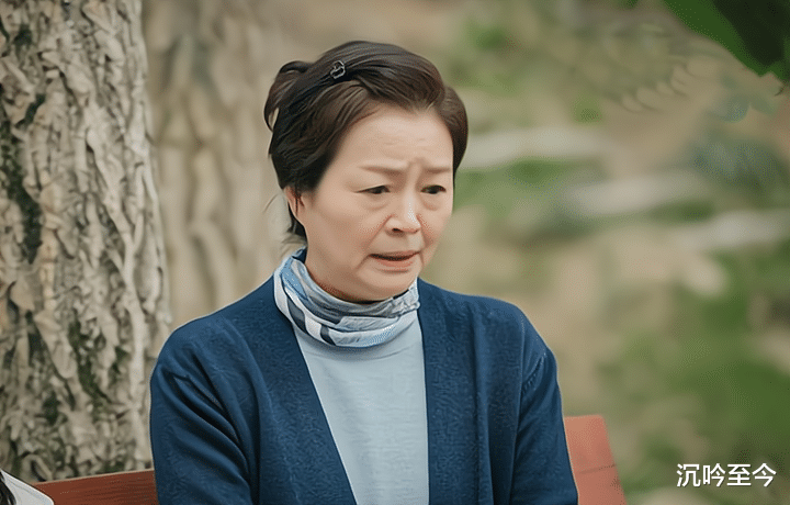 沉吟至今|老人每月6000退休金，住院让儿子出5万，儿媳：你的钱花哪里去了