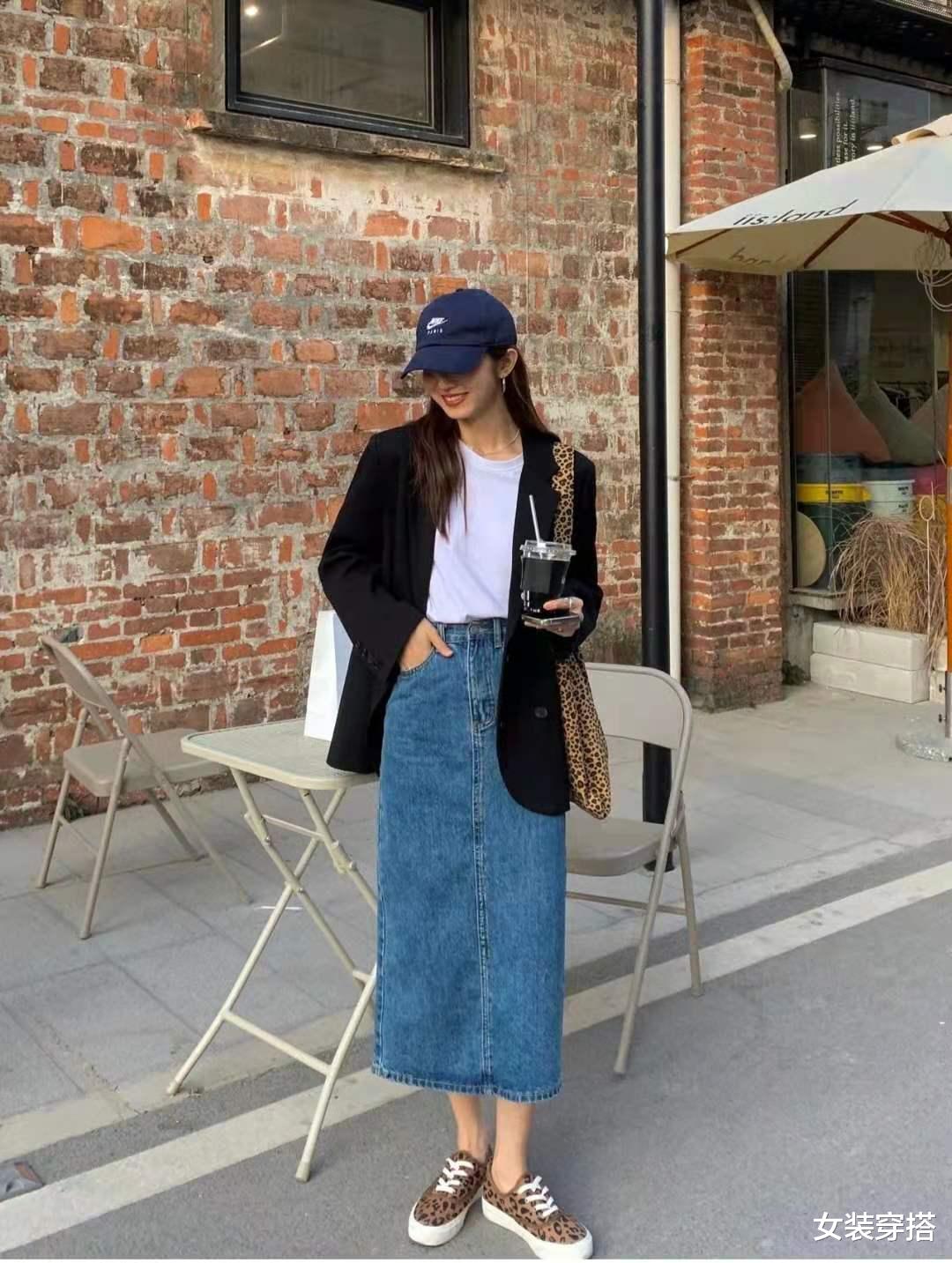 女装穿搭|黑色西装外套内搭什么颜色的衣服好看