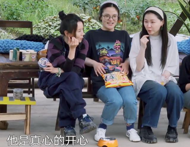 黄雅莉|看完了这一期《向往的生活》，终于找到黄雅莉不红的原因