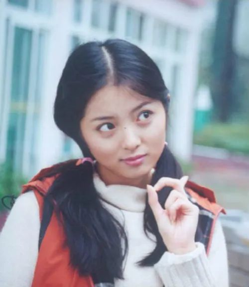 刘怡君|这个曾红极一时的「童年女神」，竟然消失18年了