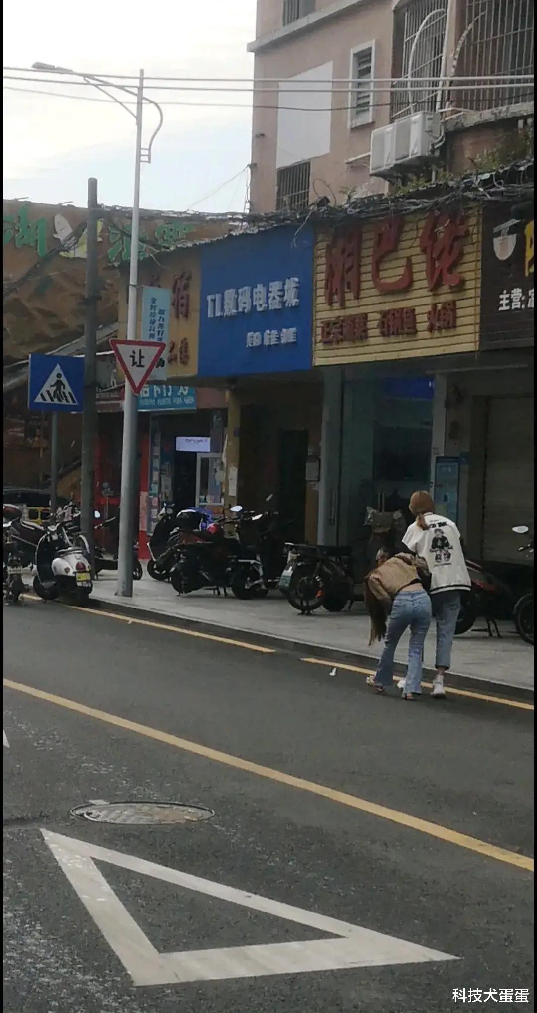 街边手机店抽奖诈骗揭露:深圳街边手机店诈骗新套路