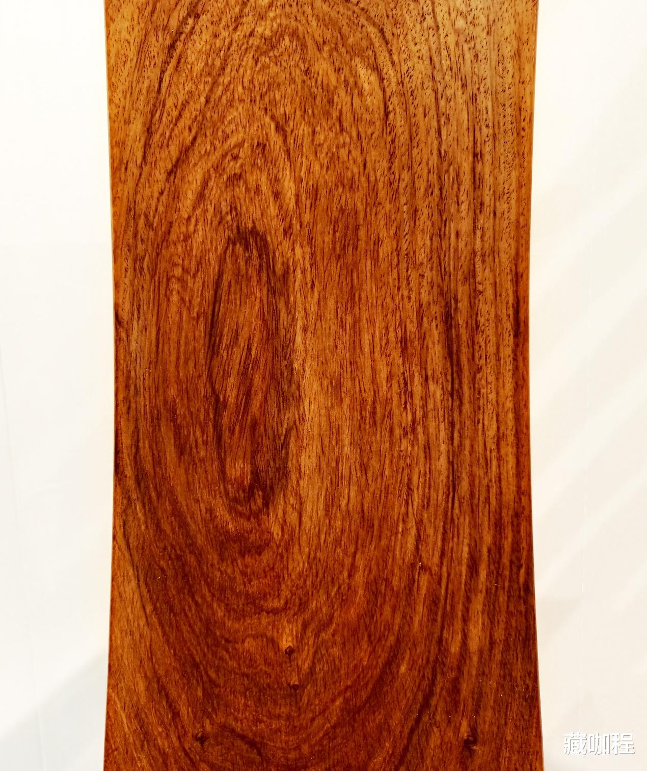 豹子号|观四出头椅雄奇威武,赏黄花梨木质炫美细腻