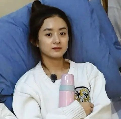 刘诗诗|赵丽颖: 我卸妆了，刘诗诗: 卸妆了，杨超越: 卸妆了，李沁: 你们聊