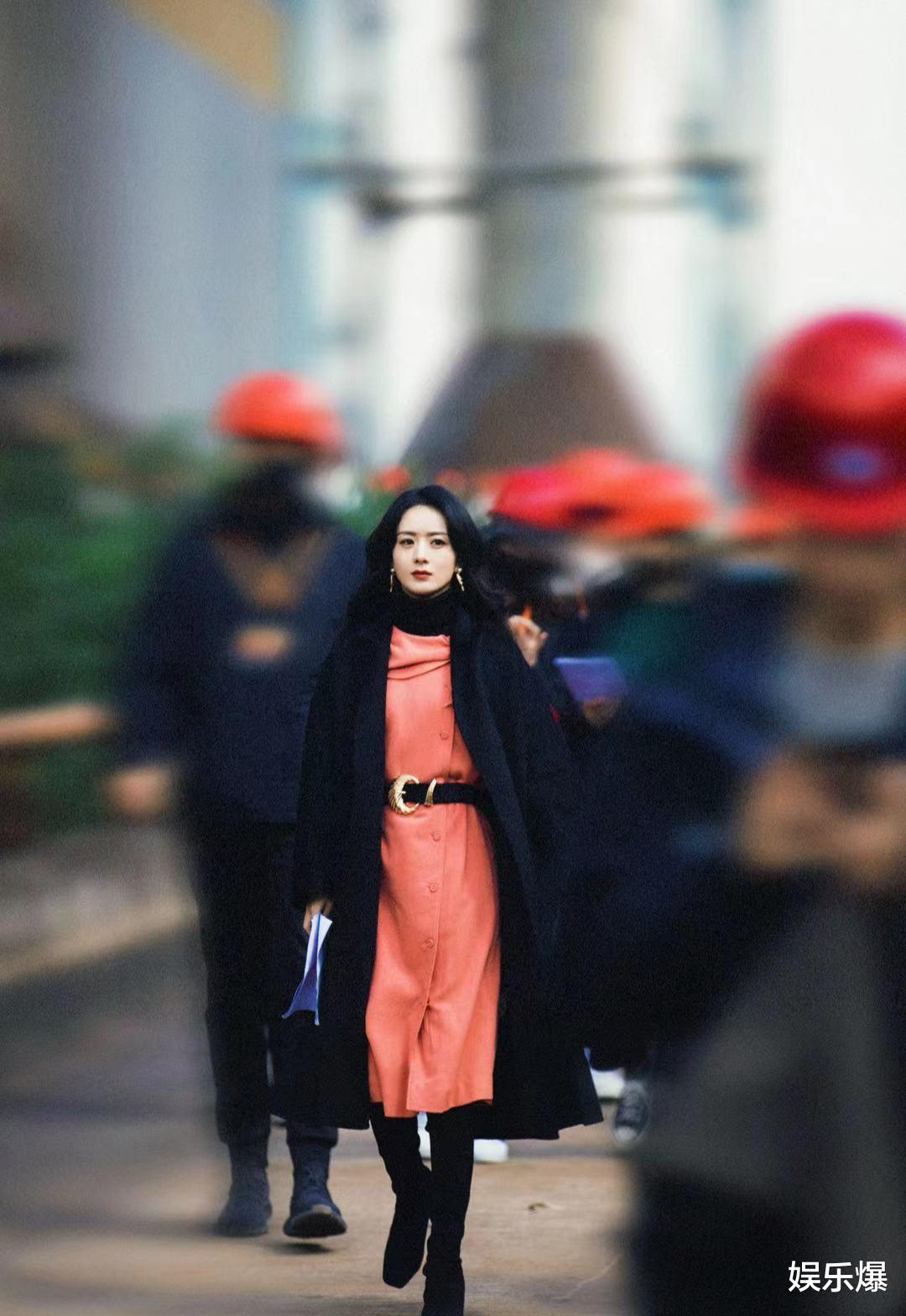 小鱼儿与花无缺|可塑性太强！赵丽颖新剧路透曝光，化身女强人气质获称赞