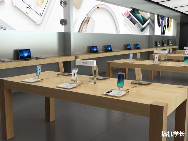 |买手机线上买和线下买有何区别？手机店老板告诉你