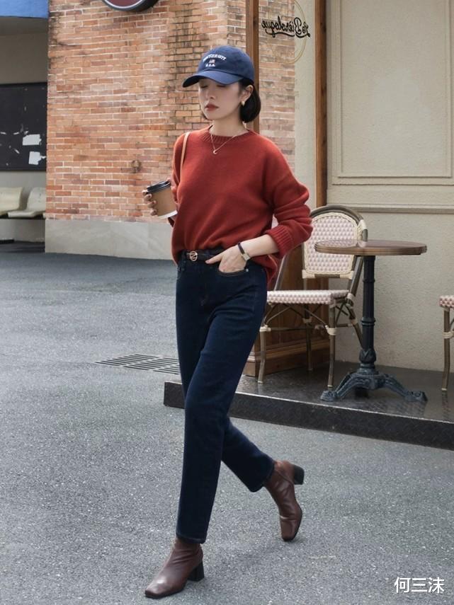 何三沫 40岁的女人可以扮嫩，但不要用力过猛，穿上简约针织衫刚刚好