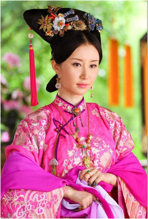 黄景瑜|舒畅怎么就不火了？这还要从她的家庭作坊和“三滴血事件”说起