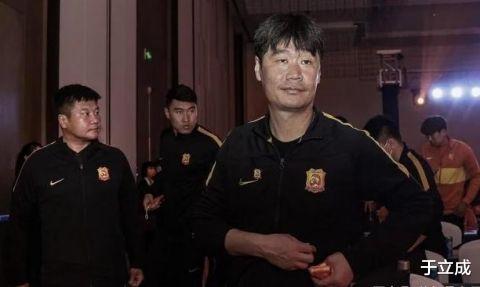 张镇麟|曝李霄鹏13日赴广州考察球员 已圈定候选助教名单