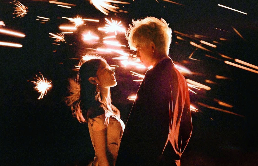 电视剧|陈飞宇新剧开机，却又疯狂试探审核边界，《皓衣行》后还不收敛吗