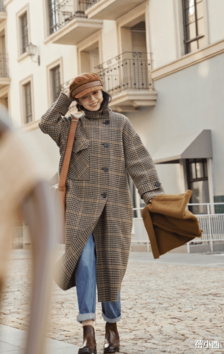 蓓小西 干货!大衣的高级“穿搭套路”,40岁女人就要这么搭,谁穿谁好看