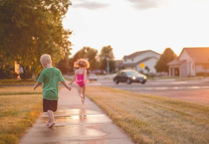 西红柿妈咪|?在夏天的几件事情看起来是为孩子们好，实则会受到严重的伤害